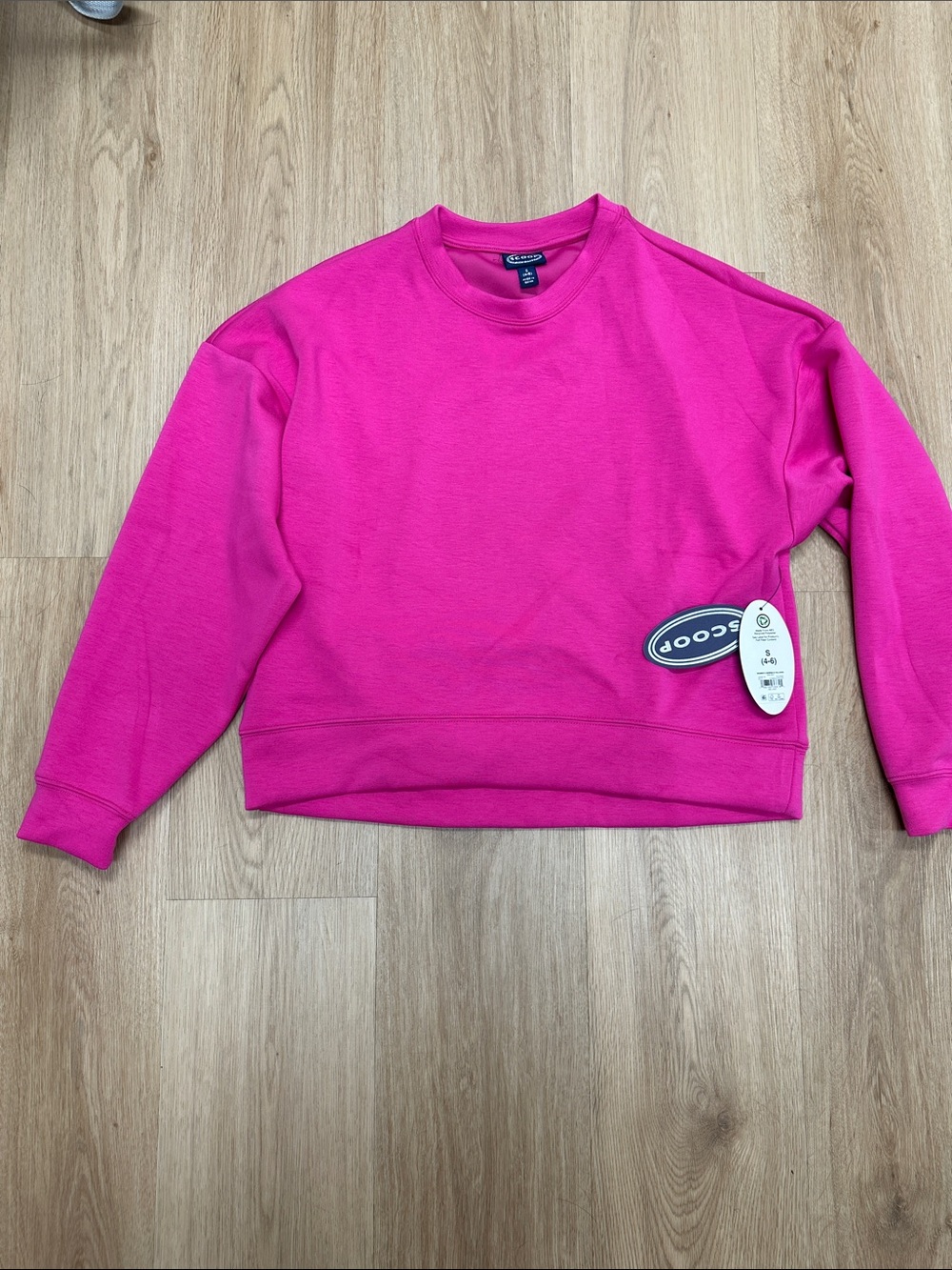 Classic Crewneck Sweatshirt in Fuchsia